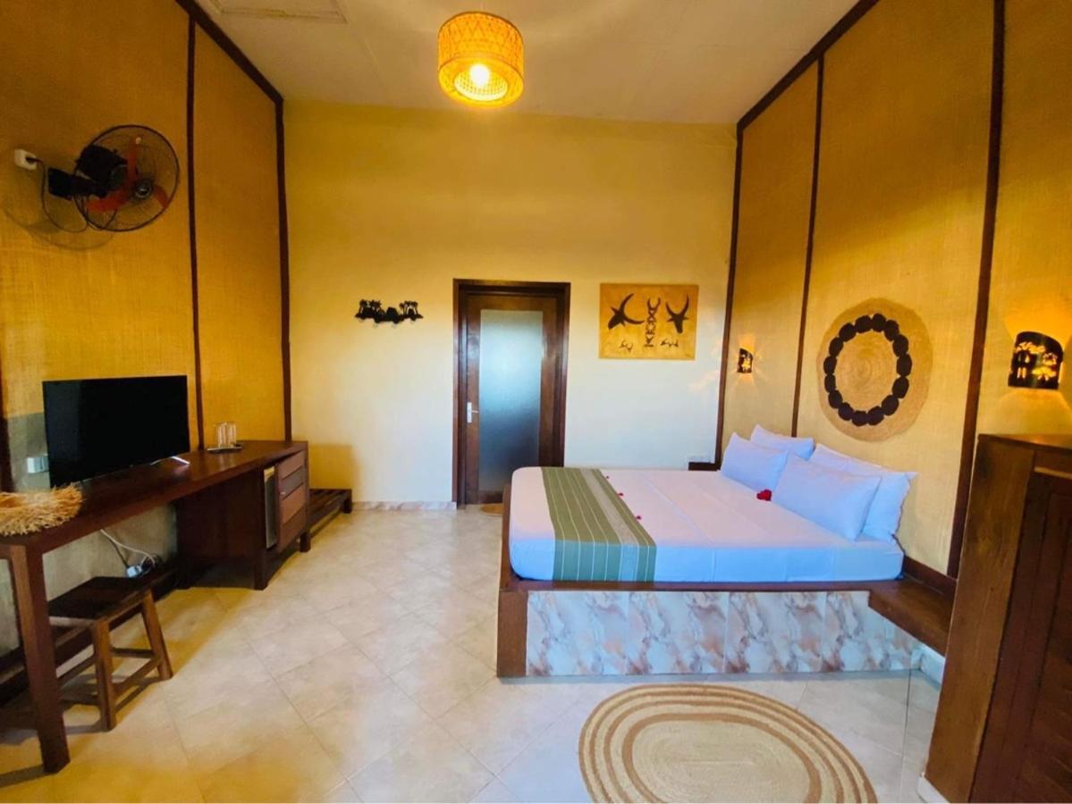 Le Jardin Exotique Hotel Antsiranana ภายนอก รูปภาพ