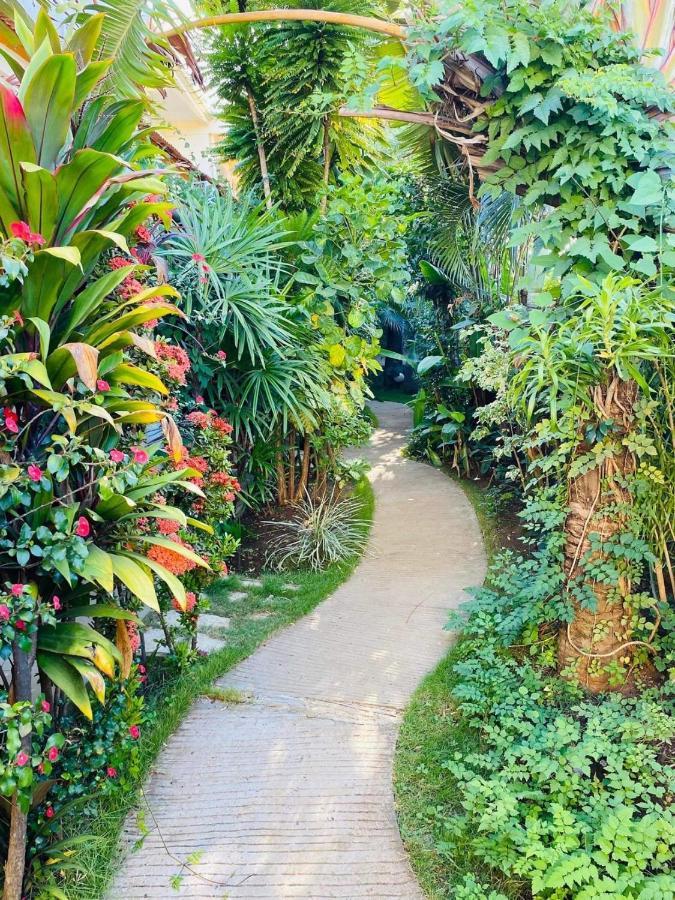 Le Jardin Exotique Hotel Antsiranana ภายนอก รูปภาพ