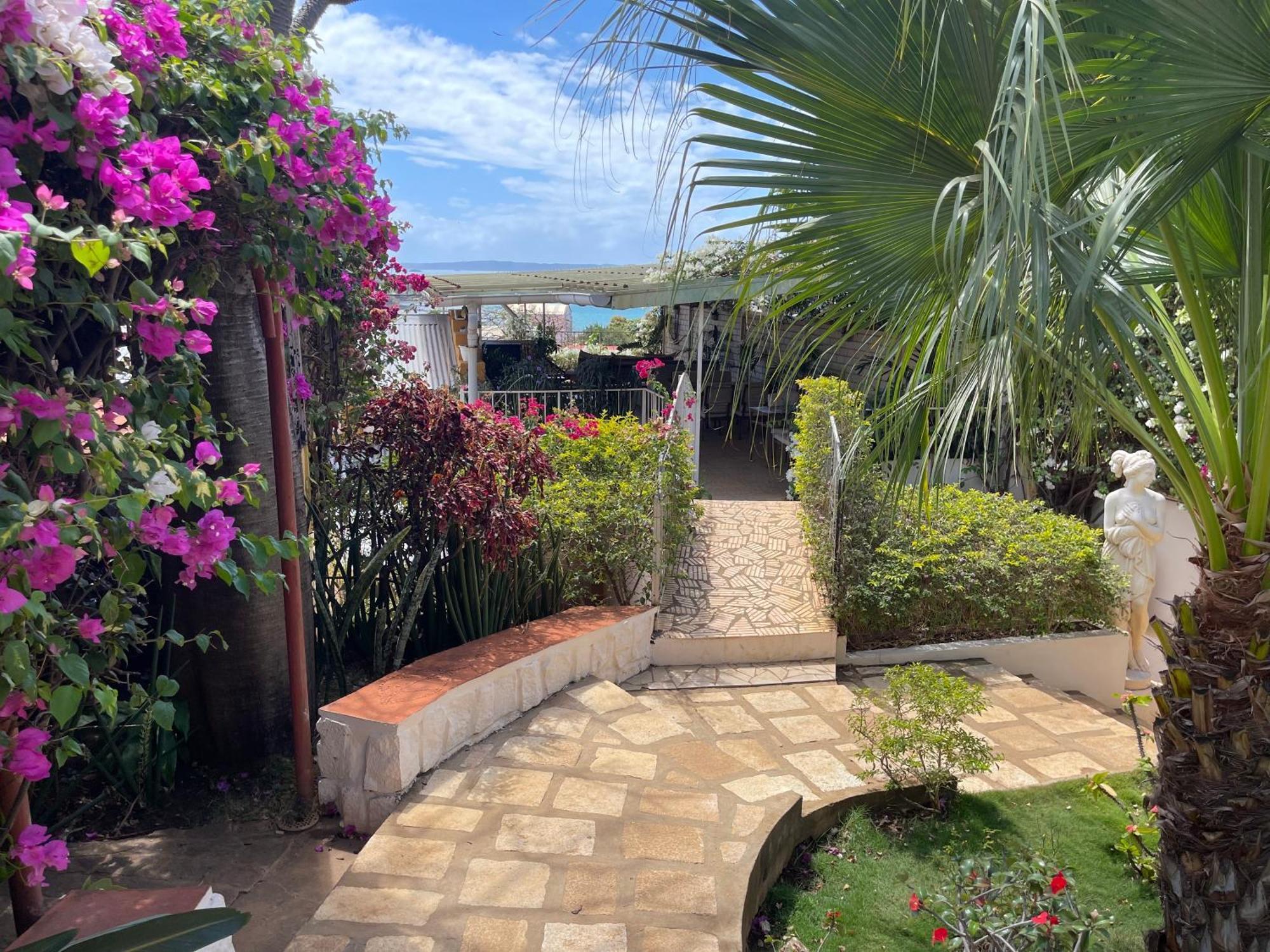 Le Jardin Exotique Hotel Antsiranana ภายนอก รูปภาพ